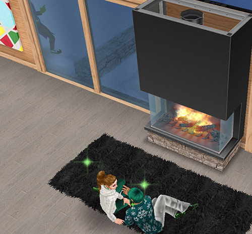 暖炉前でラブラブするシムたちを、窓の外からのぞくグラウチ（The Sims フリープレイ）